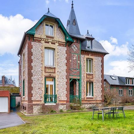 Ferienwohnung Rose Ecrin De Charme Avec Parking Terrasse Privee Et Jardin Partage Grand-Couronne Exterior foto